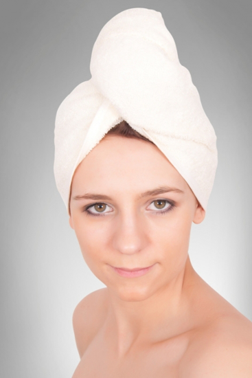 Obrazek Turban na głowę z guzikiem. Ręcznik turban kolor biały 100% bawełny. Turban super chłonny